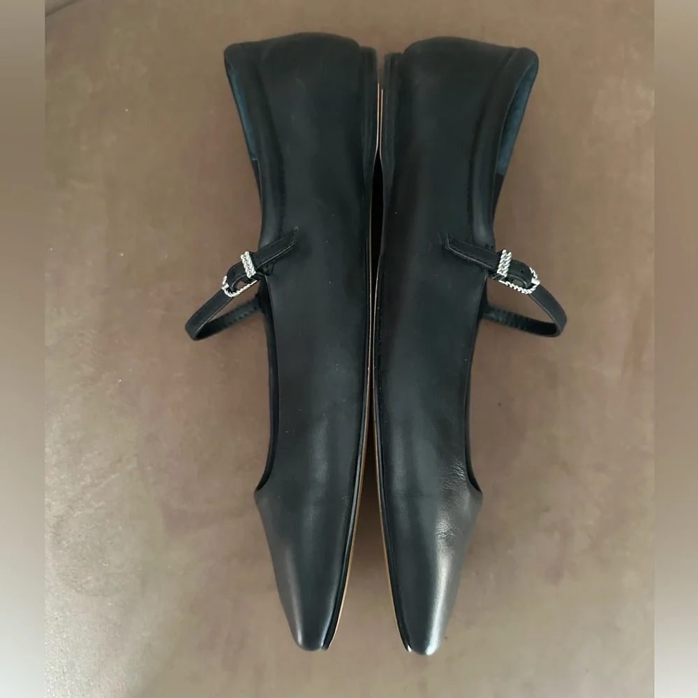 Dolce Vita Reyes Black Mary Jane Flats - Picture 7 of 8